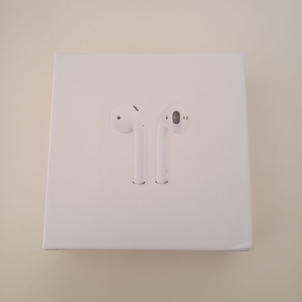 1st Generation Airpods With Box Bluetooth Compatible